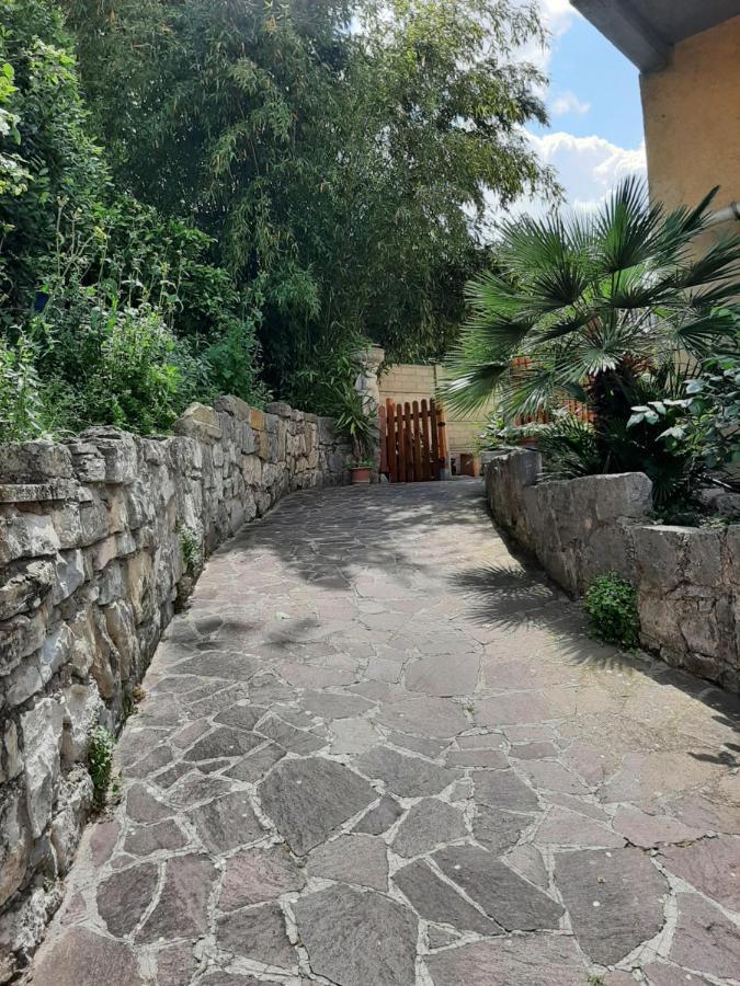Adri'S House Hotell Monterotondo  Eksteriør bilde